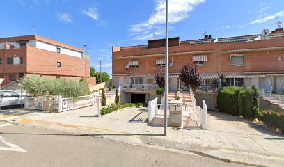AXA Oficina RUCOLL ASESORES S.L.- Agencia inmobiliaria especializada en alquileres en Lleida