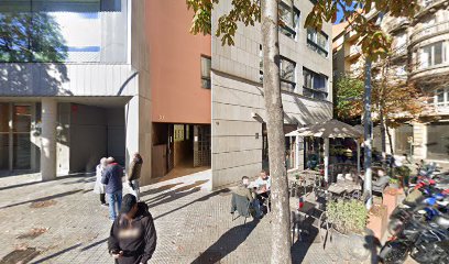 AXA Oficina PUJOL-BARCELÓ, S.L.- Compañía de seguros en Girona