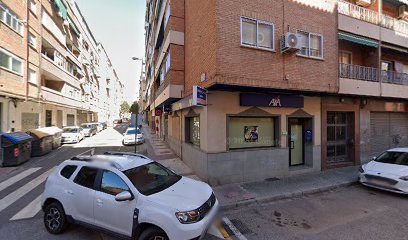 AXA Oficina GUADALUPE SANTIAGO LOPEZ- Compañía de seguros en Granada