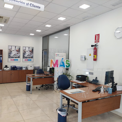 Adeslas Melilla oficina local- Grupo médico en Melilla